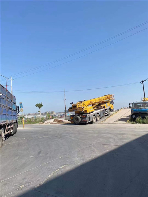 饶阳县25吨吊车的租赁价格大概是多少？