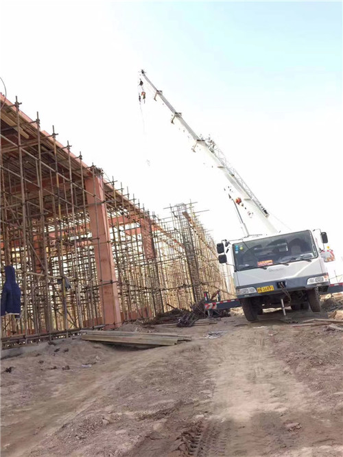 饶阳县吊车作业的安全注意事项有哪些？